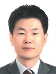 Seong Min YOO